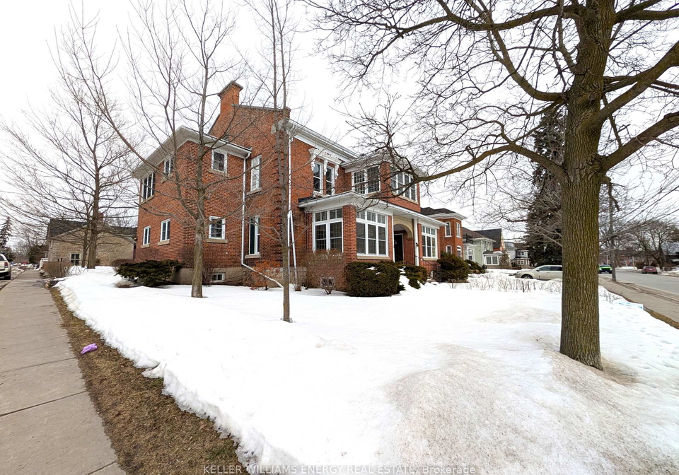 35-king-street-prince-edward-county-ontario-x12862618