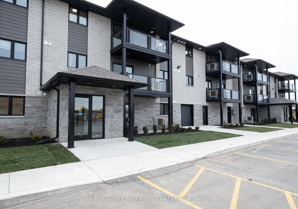 103-30-hillside-meadow-drive-quinte-west-ontario-x12862886