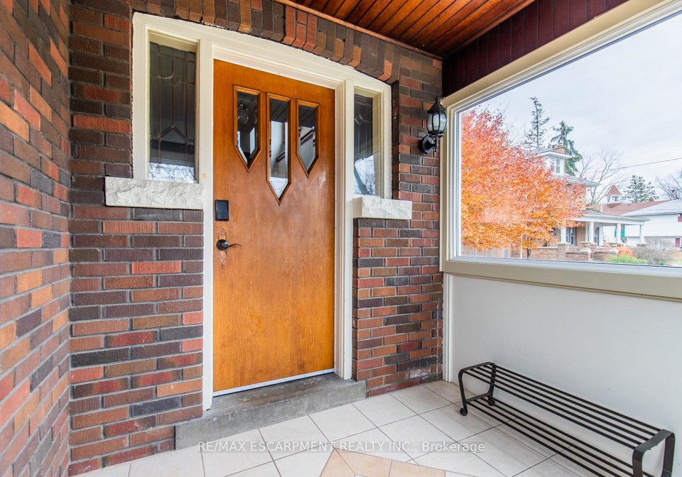 60-lake-avenue-drive-hamilton-ontario-x12862944