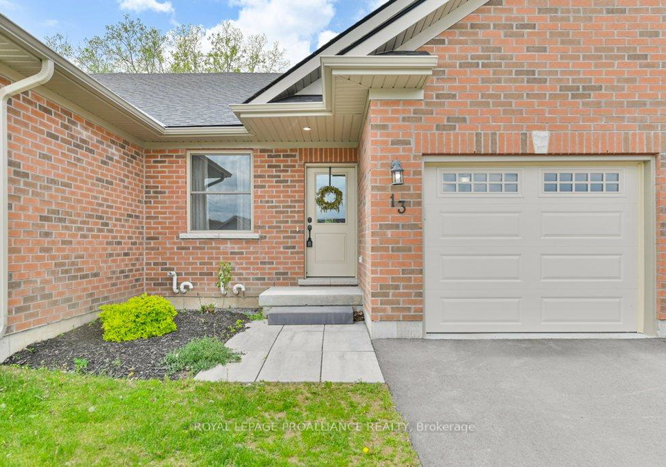 13-carrick-street-stirling-rawdon-ontario-x12862962