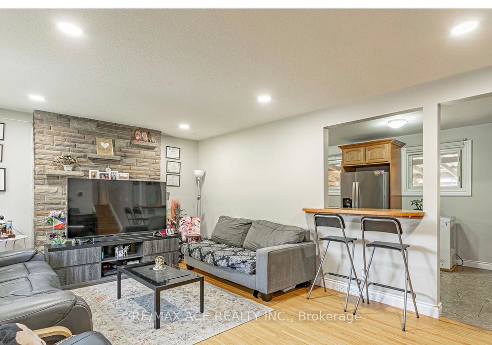 1235-toukay-crescent-london-east-ontario-x12863500