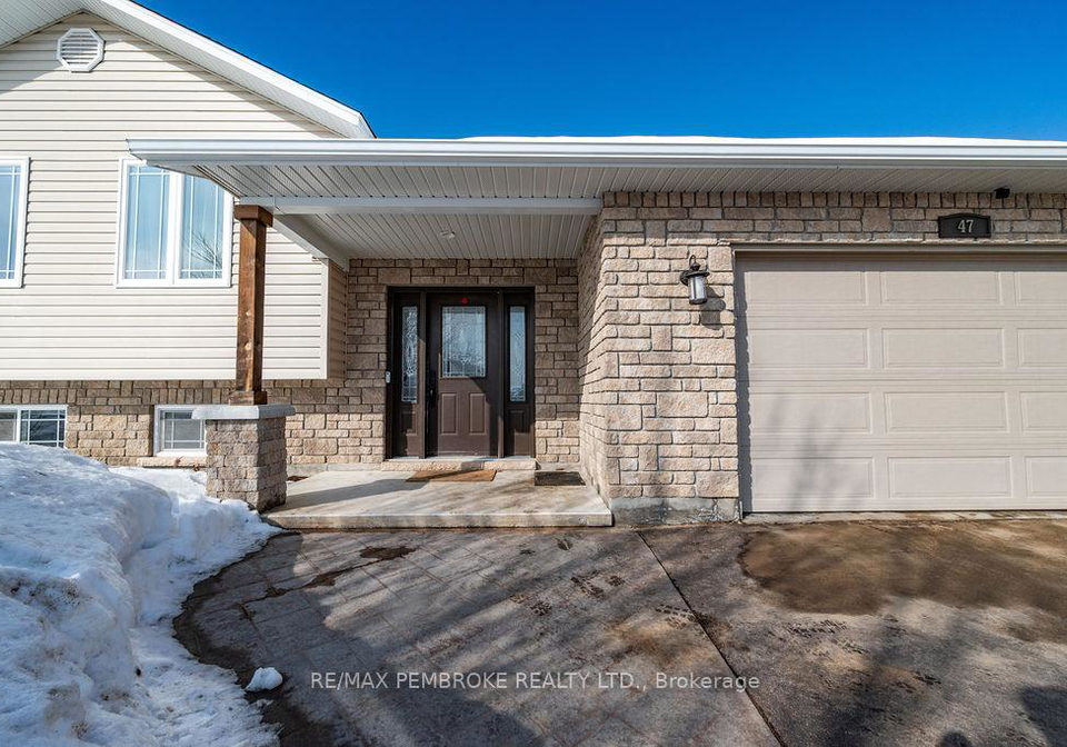 47-highland-park-drive-petawawa-ontario-x12864180