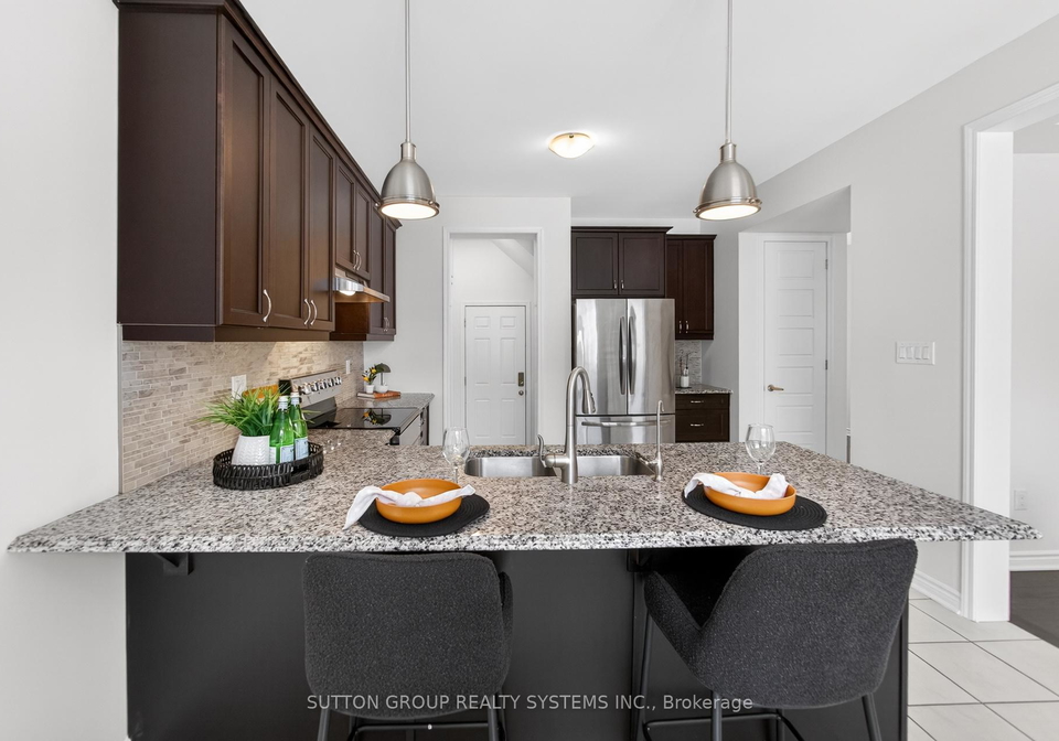 693-doon-south-drive-kitchener-ontario-x12864534