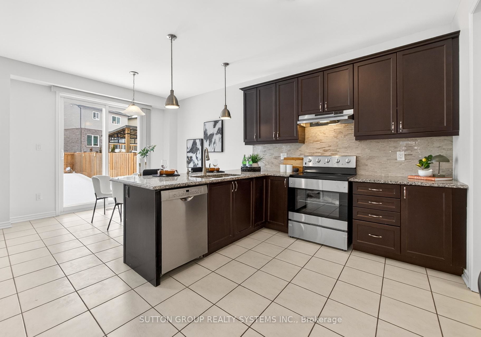 693-doon-south-drive-kitchener-ontario-x12864534