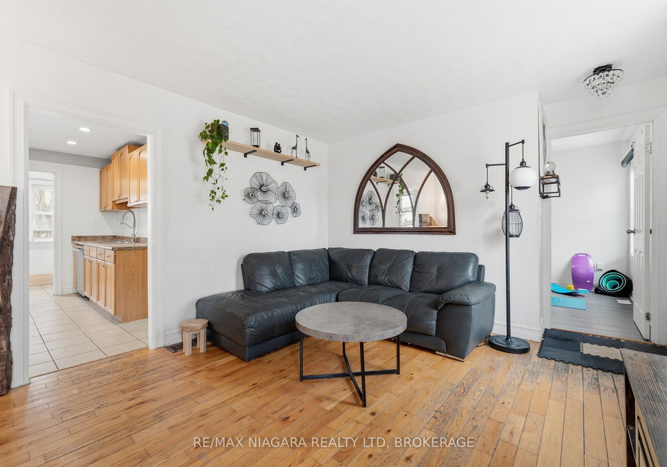 5-homewood-avenue-st-catharines-ontario-x12864566