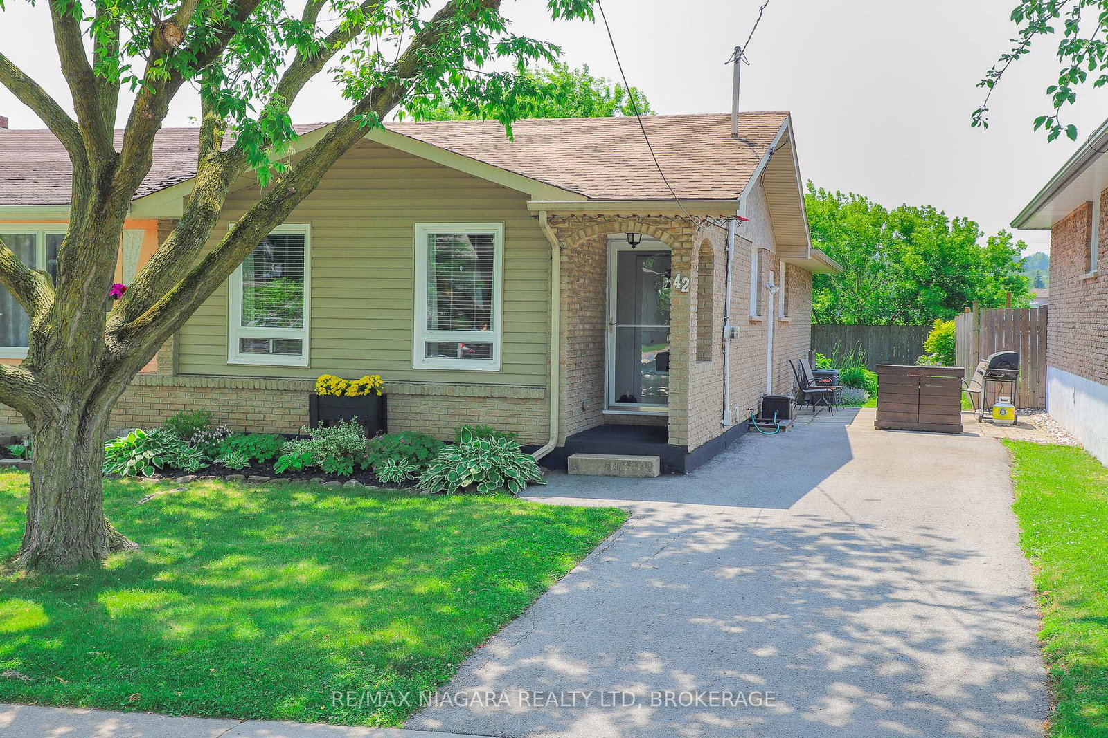 42-seymour-avenue-st-catharines-ontario-x12864580