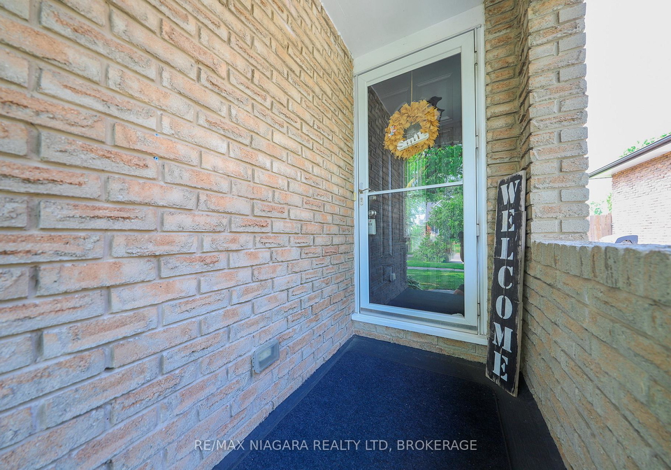 42-seymour-avenue-st-catharines-ontario-x12864580