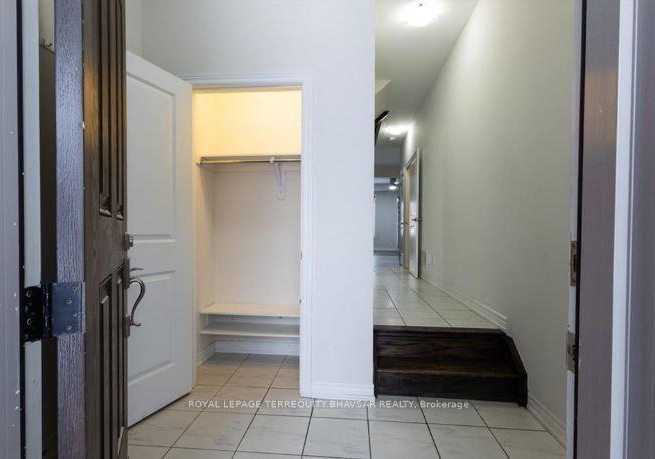 8-grassbourne-avenue-kitchener-ontario-x12865010