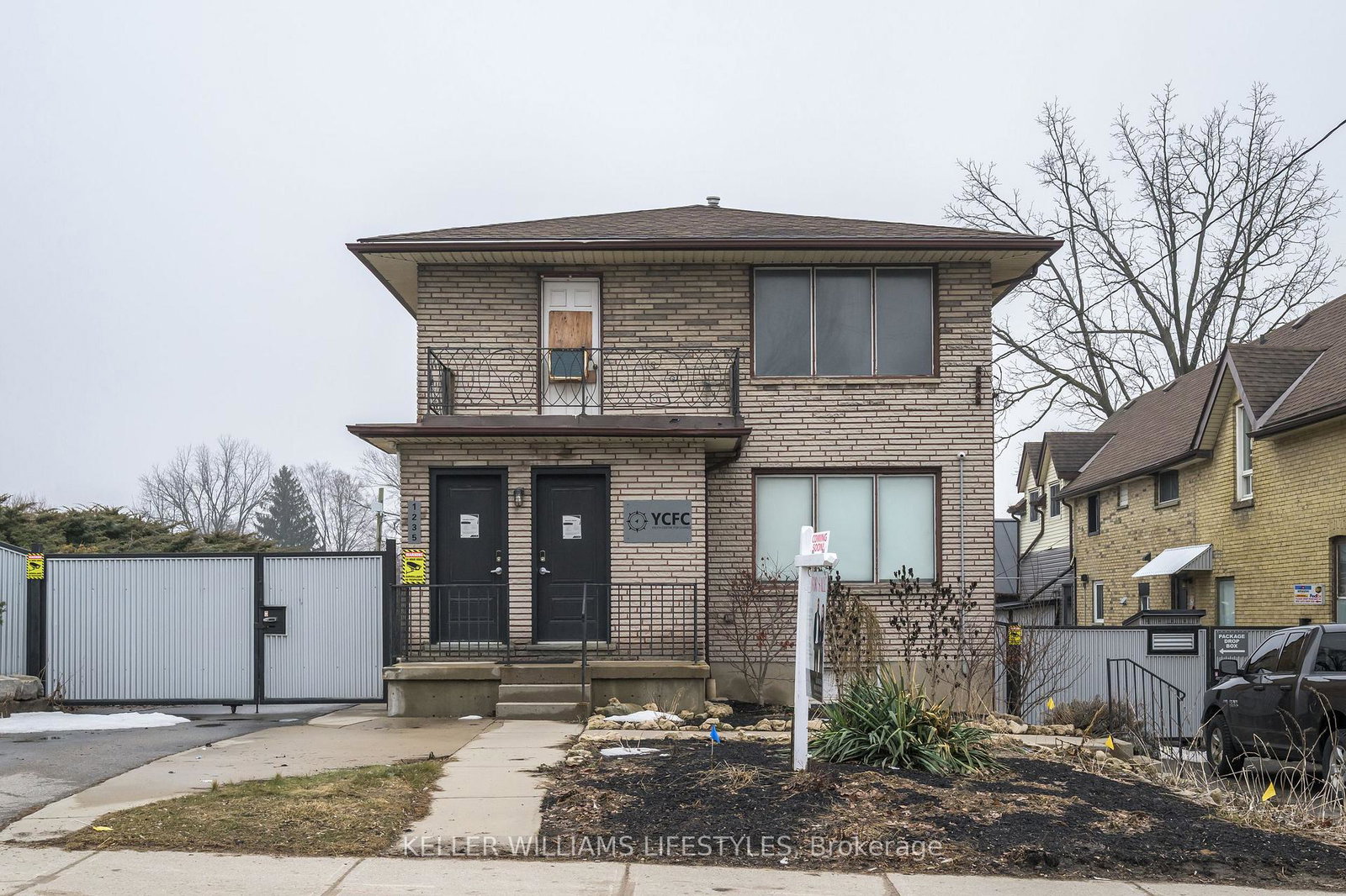 1235-dundas-street-london-east-ontario-x12865024