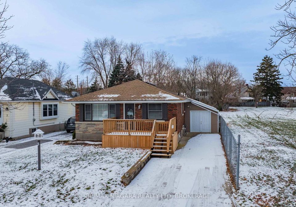 5-st-peter-street-st-catharines-ontario-x12865056
