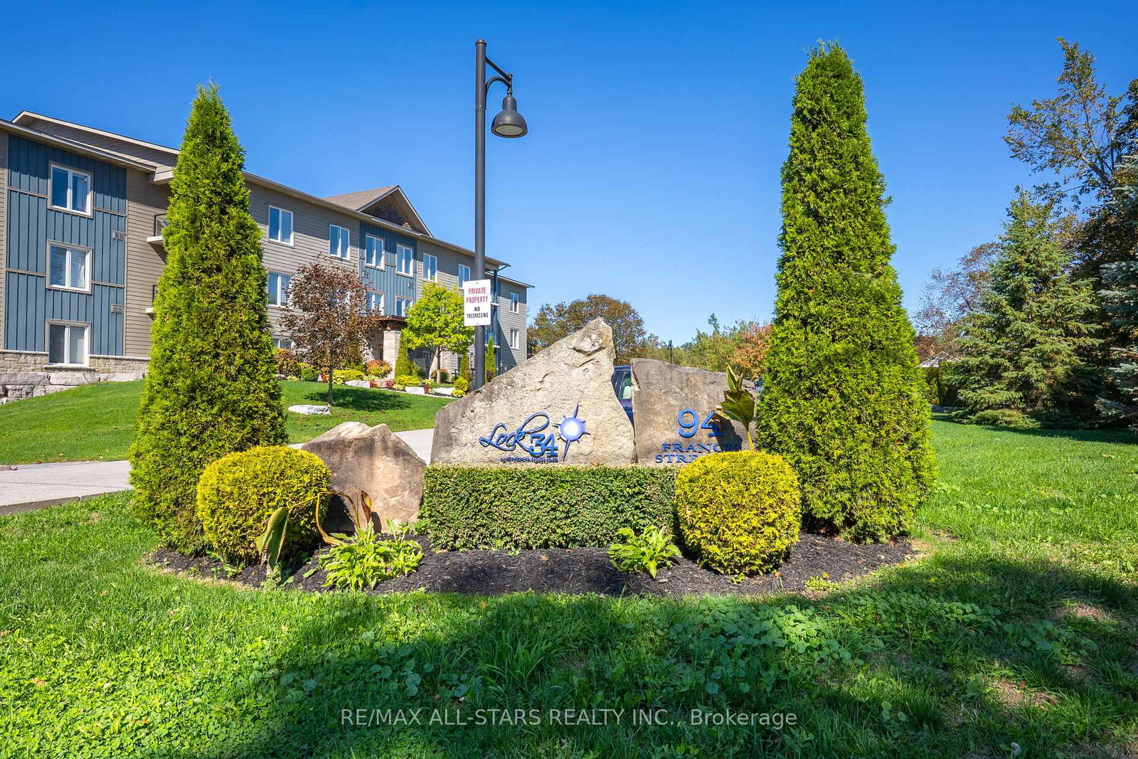 94-francis-street-w-kawartha-lakes-ontario-x12865354