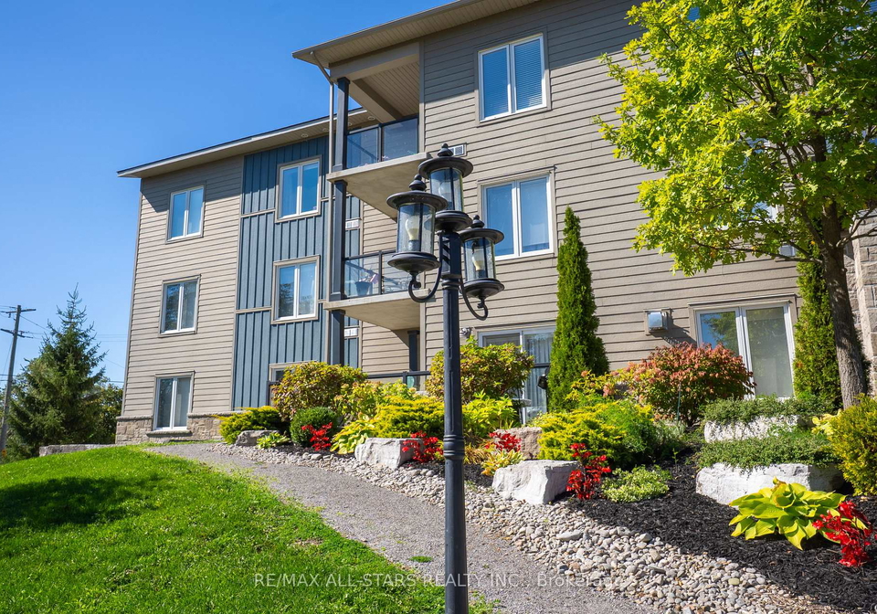 94-francis-street-w-kawartha-lakes-ontario-x12865354
