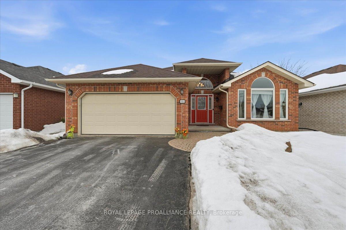 102-hickory-grove-belleville-ontario-x12865370