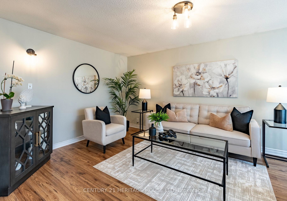 106-hickory-heights-crescent-kitchener-ontario-x12865434