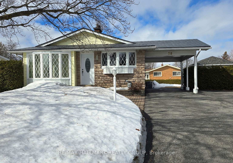38-hadley-circle-ottawa-ontario-x12865656