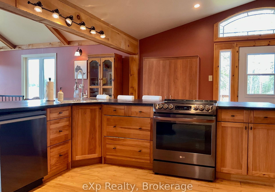 19-valley-drive-parry-sound-remote-area-ontario-x12865882
