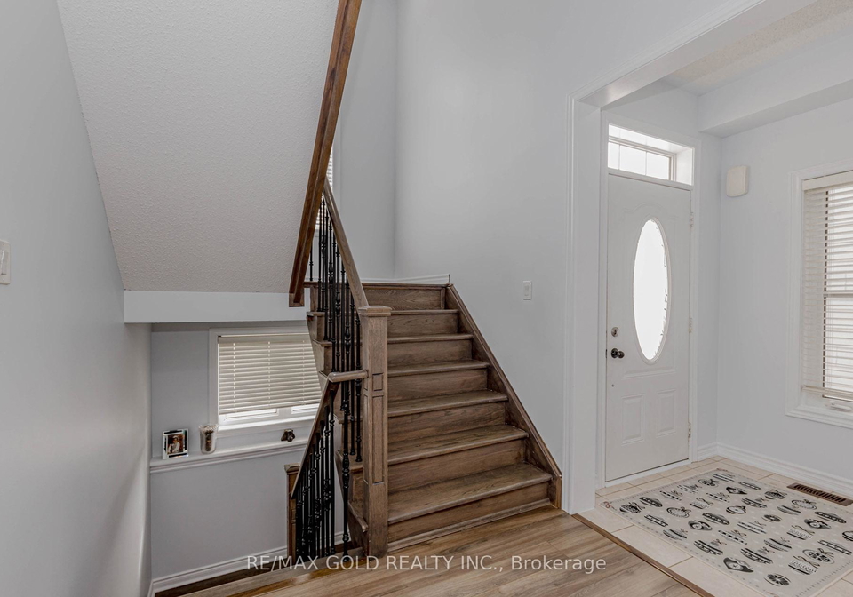 527-wansbrough-way-shelburne-ontario-x12865916