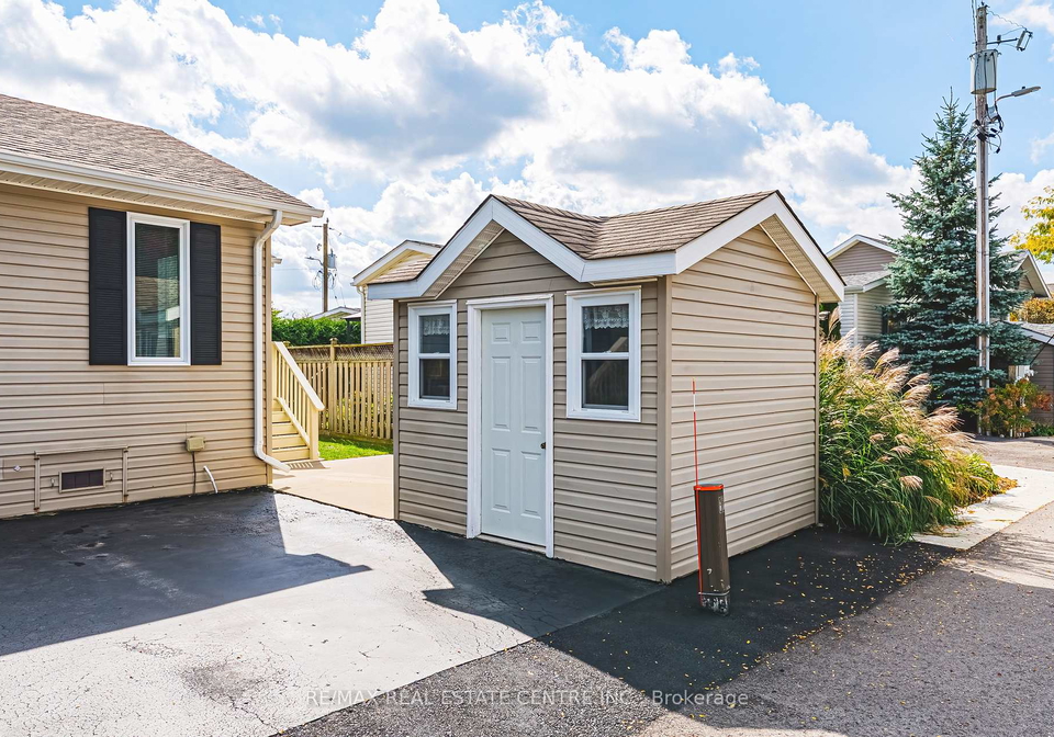 32-water-street-pvt-puslinch-ontario-x12866106