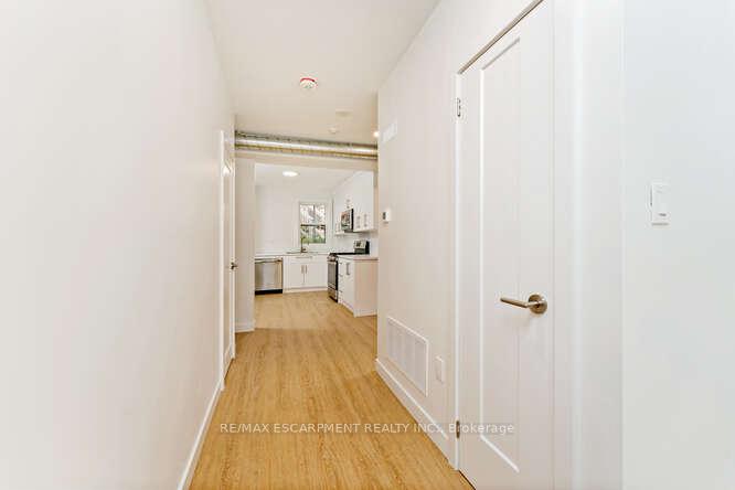 127-victoria-avenue-s-hamilton-ontario-x12866574