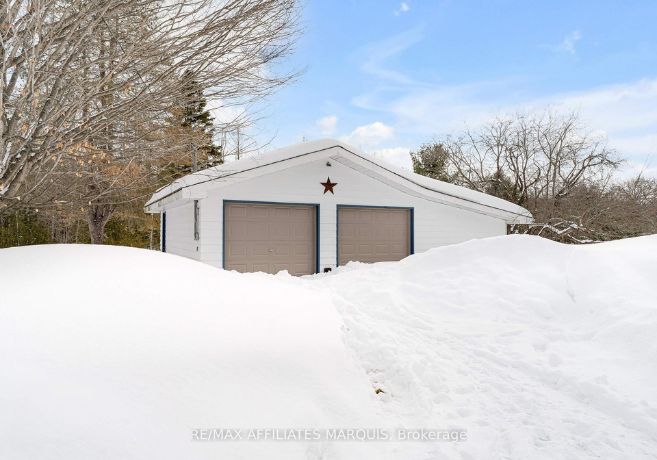 15913-509-road-frontenac-ontario-x12866806
