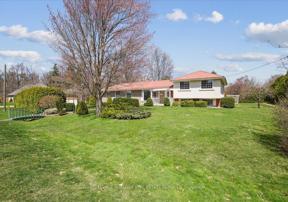 1-westview-crescent-hamilton-ontario-x12866956