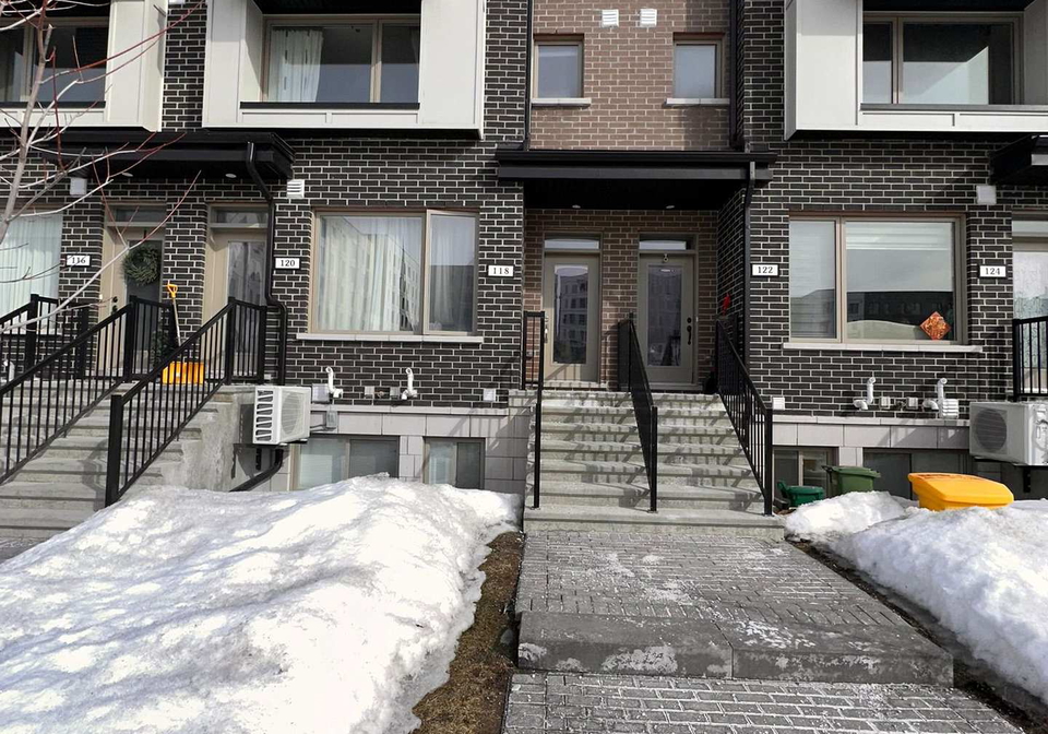 118-michael-stoqua-street-ottawa-ontario-x12867192
