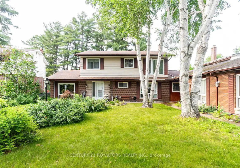 570-phillip-street-e-gravenhurst-ontario-x12867558