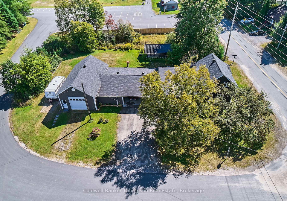 2165-highway-592-perry-ontario-x12868148