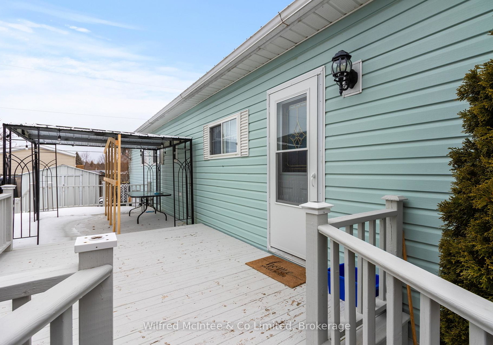 70-applewood-boulevard-kincardine-ontario-x12868156