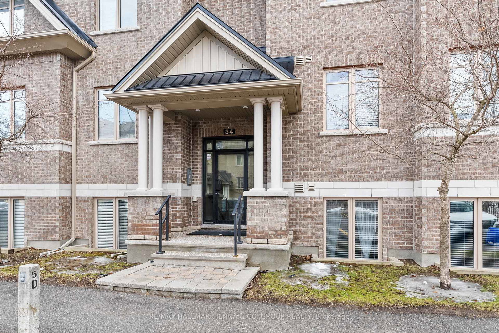 34-tadley-private-ottawa-ontario-x12868310