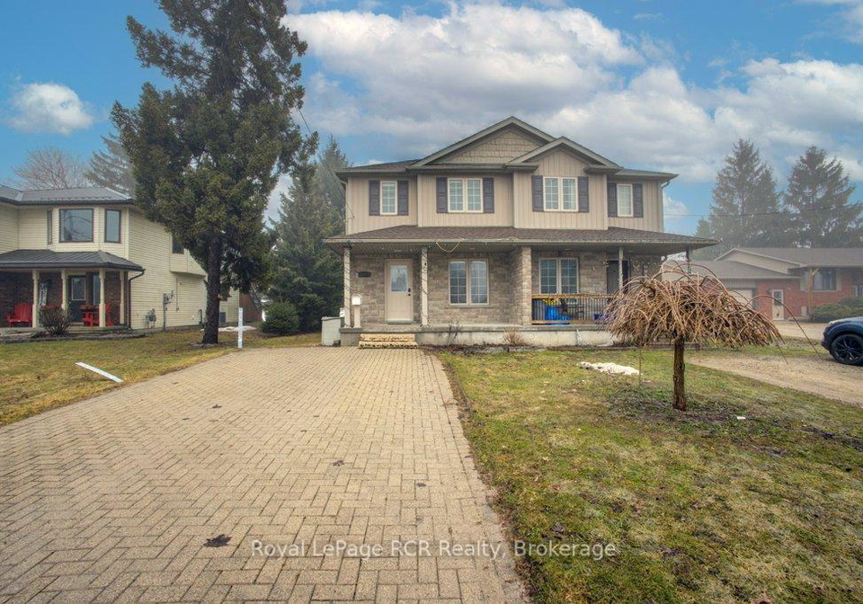 371-main-street-w-minto-ontario-x12868372