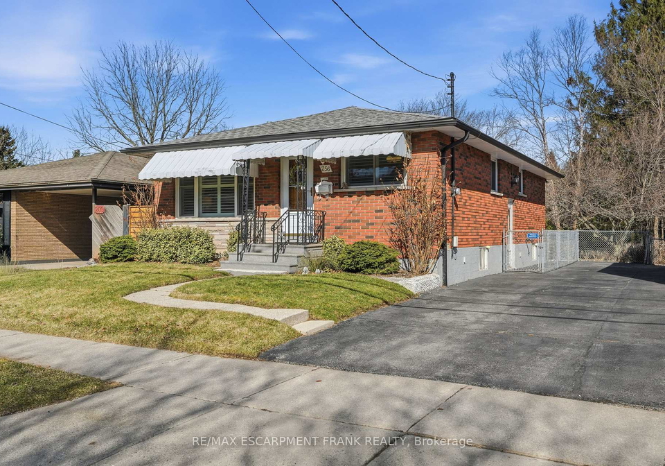 256-whitney-avenue-hamilton-ontario-x12868564