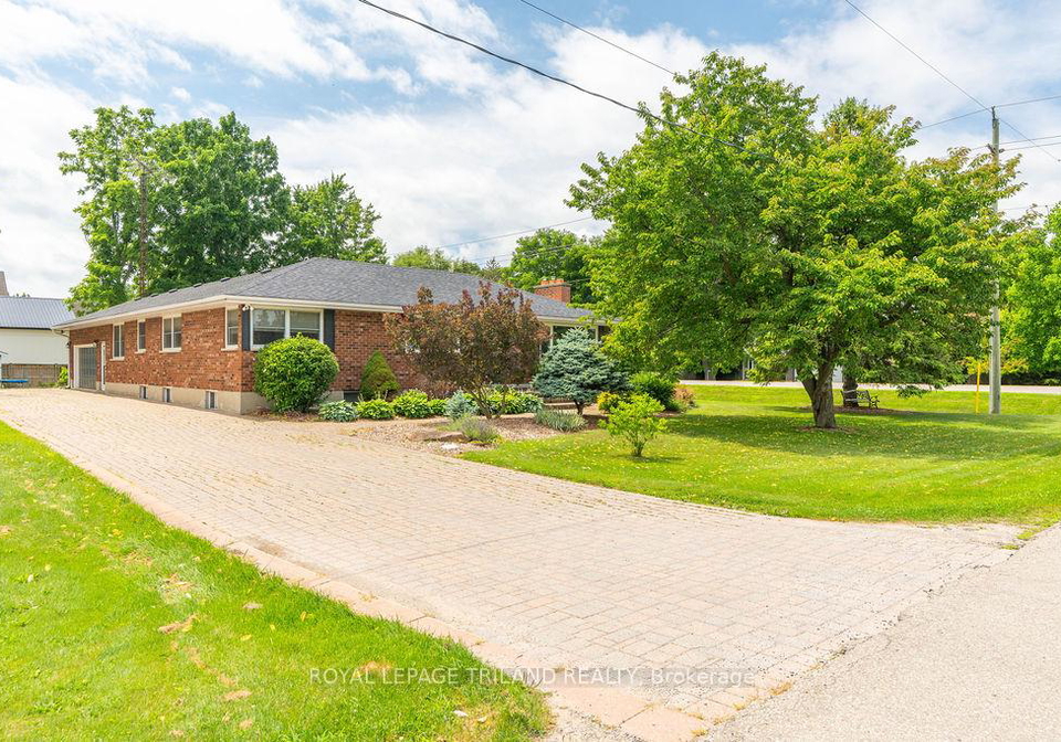 1-dugald-street-southwest-middlesex-ontario-x12868704