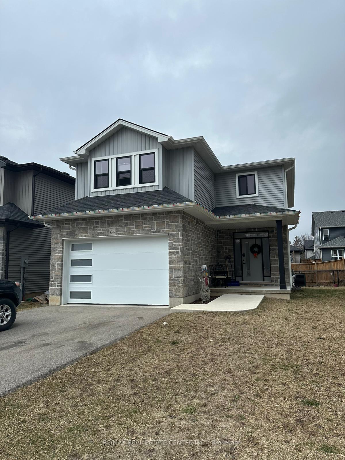 64-cash-crescent-ingersoll-ontario-x12869522