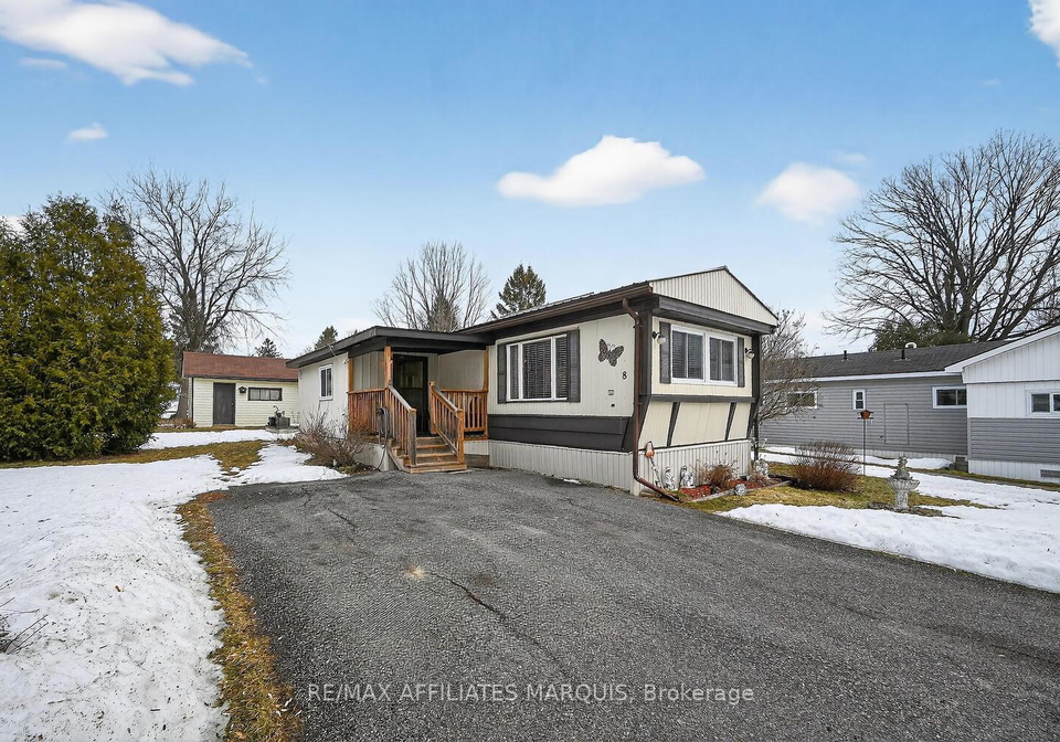 8-saddle-avenue-rideau-lakes-ontario-x12869534