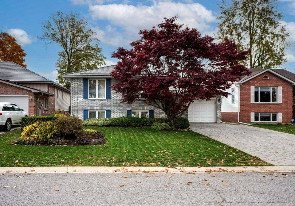 15-forchuk-crescent-quinte-west-ontario-x12869546