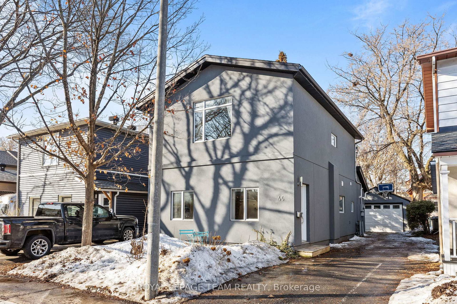 44-chestnut-street-ottawa-ontario-x12869592