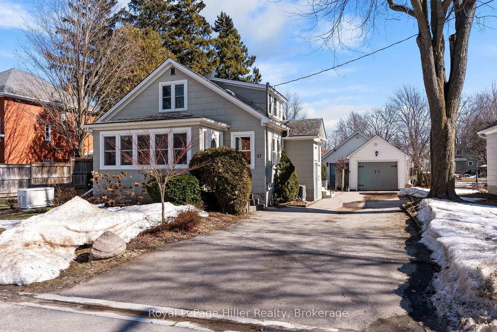 27-pacific-avenue-perth-east-ontario-x12869644