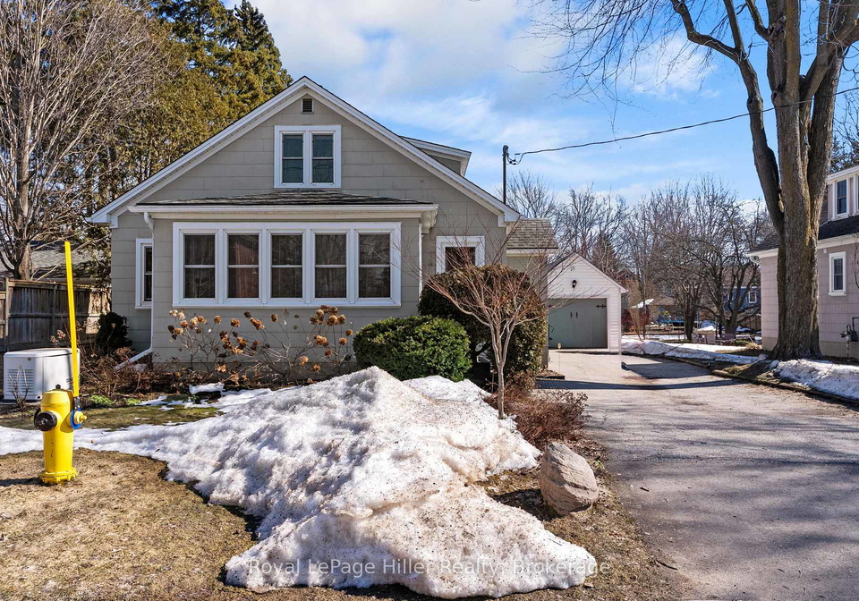 27-pacific-avenue-perth-east-ontario-x12869644