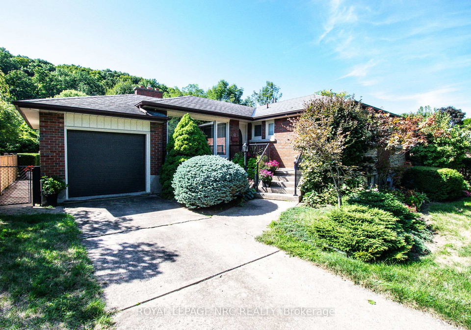 4-glenbarr-road-st-catharines-ontario-x12869746