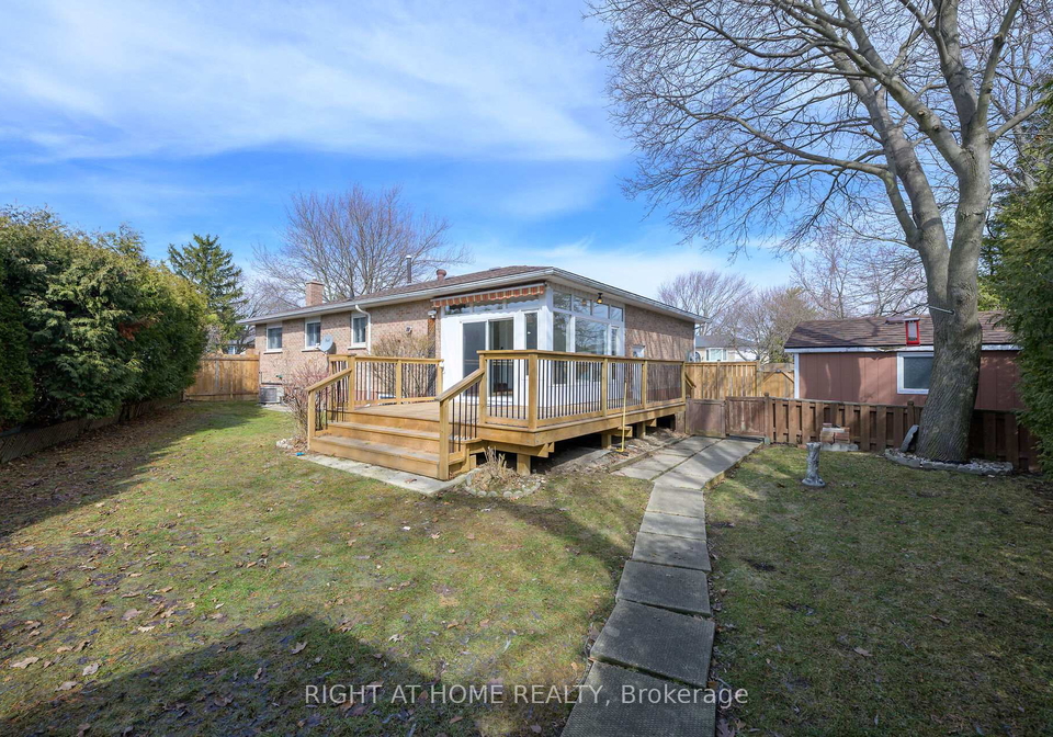 24-milverton-close-hamilton-ontario-x12869798