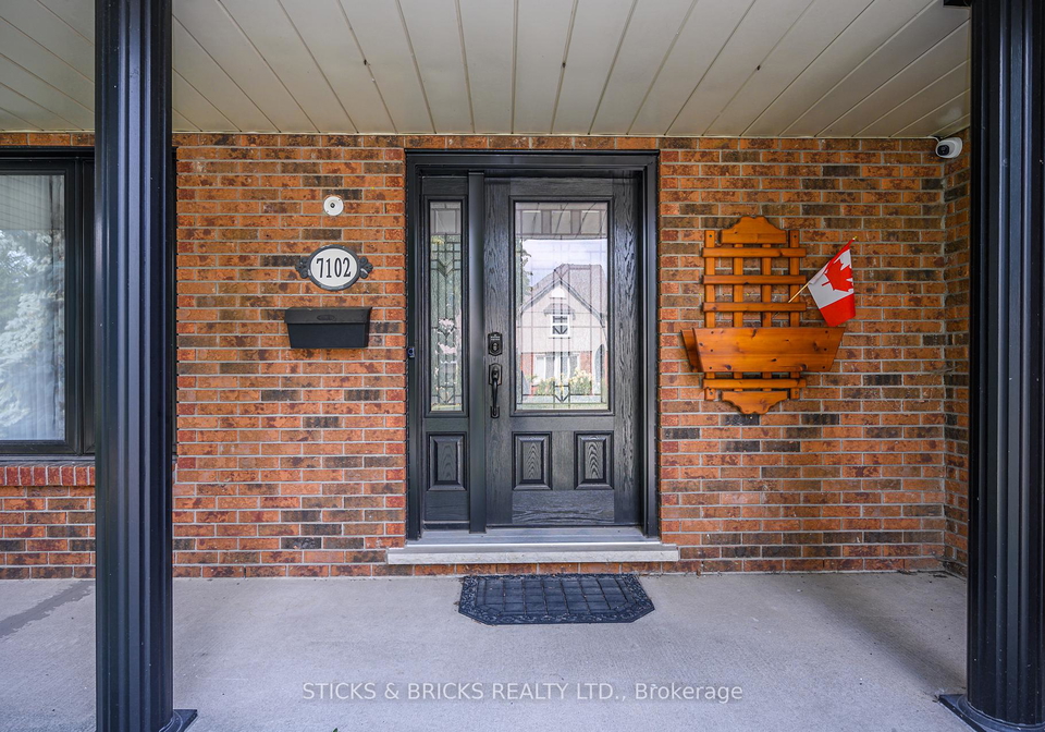 7102-burbank-crescent-niagara-falls-ontario-x12869892