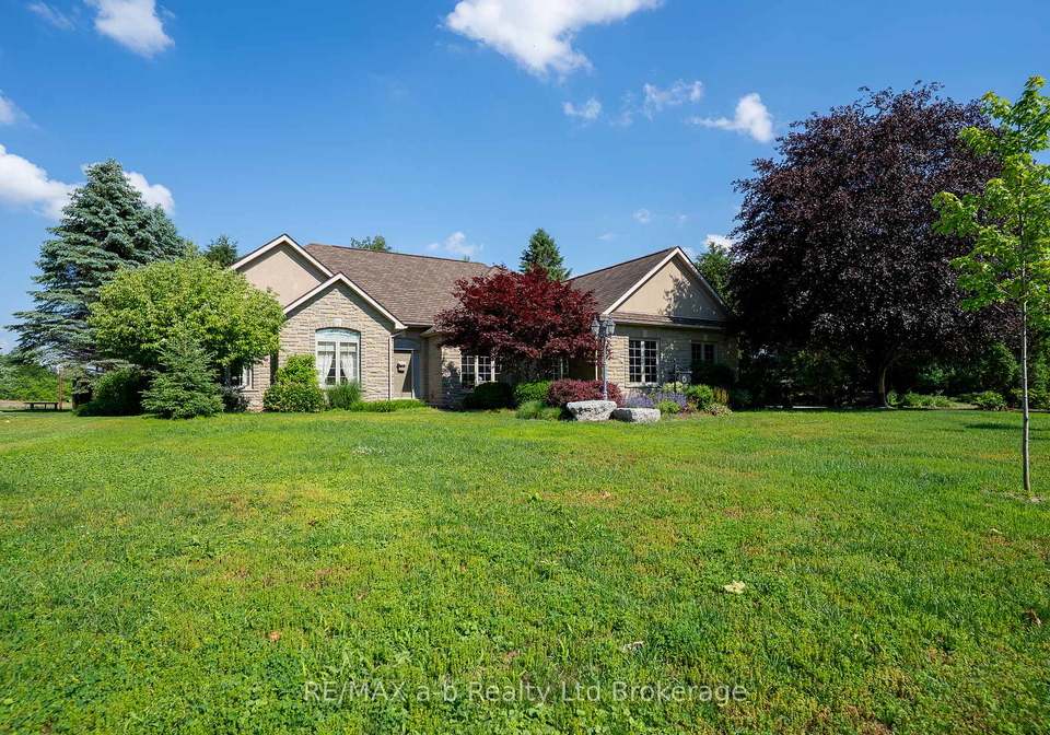 15-otterview-drive-norwich-ontario-x12870016