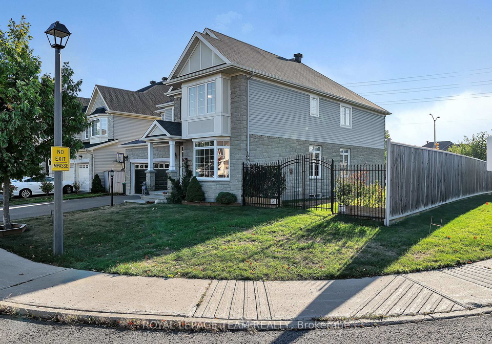 200-kinloch-court-ottawa-ontario-x12870114