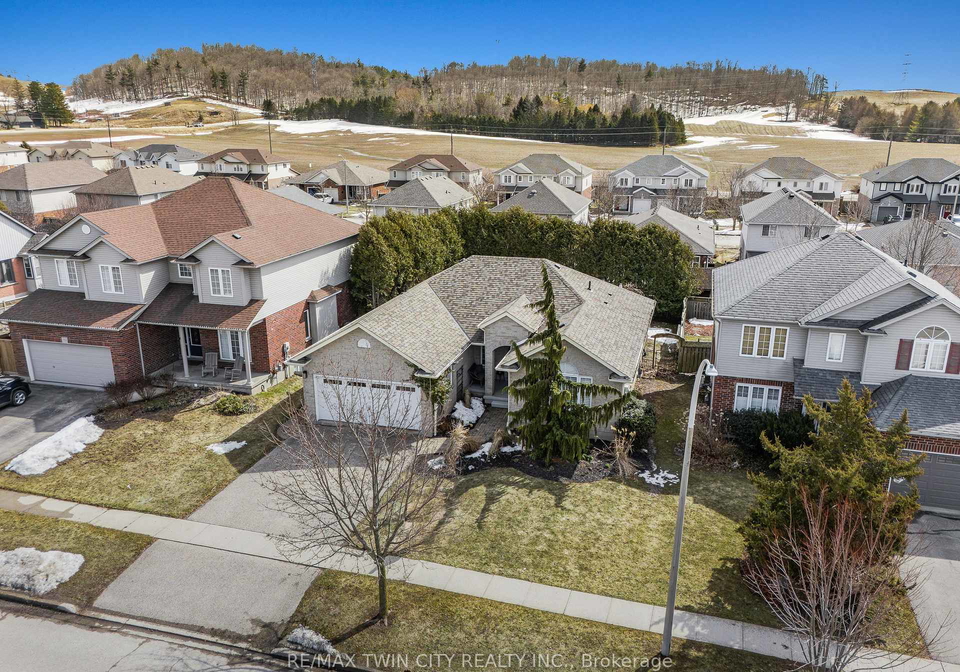 75-schneller-drive-wilmot-ontario-x12870148