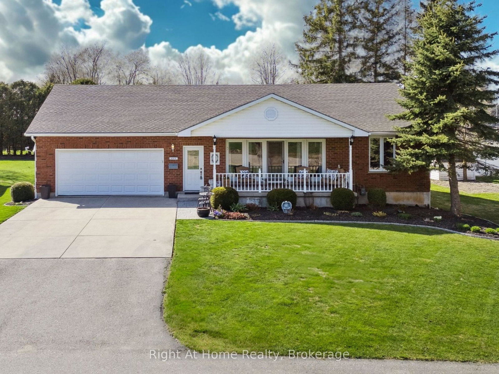 664-maple-street-huron-east-ontario-x12870328