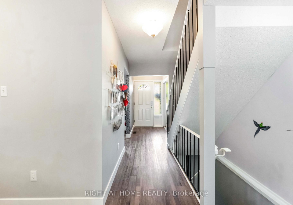 21-midland-crescent-ottawa-ontario-x12870480