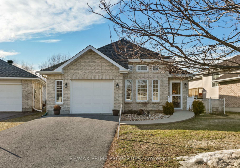 5-gail-elizabeth-court-cornwall-ontario-x12870914
