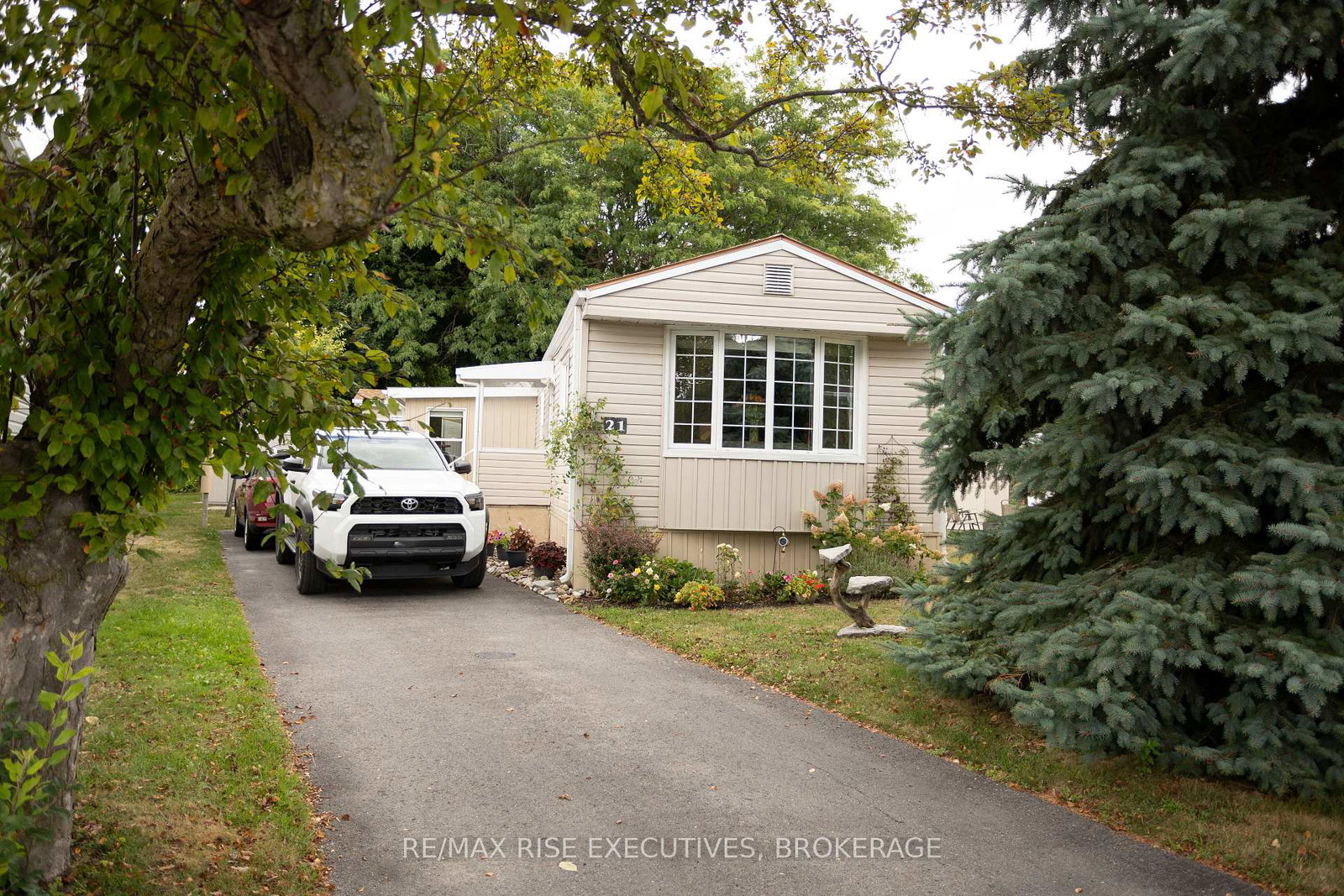 21-powley-garden-drive-kingston-ontario-x12871150