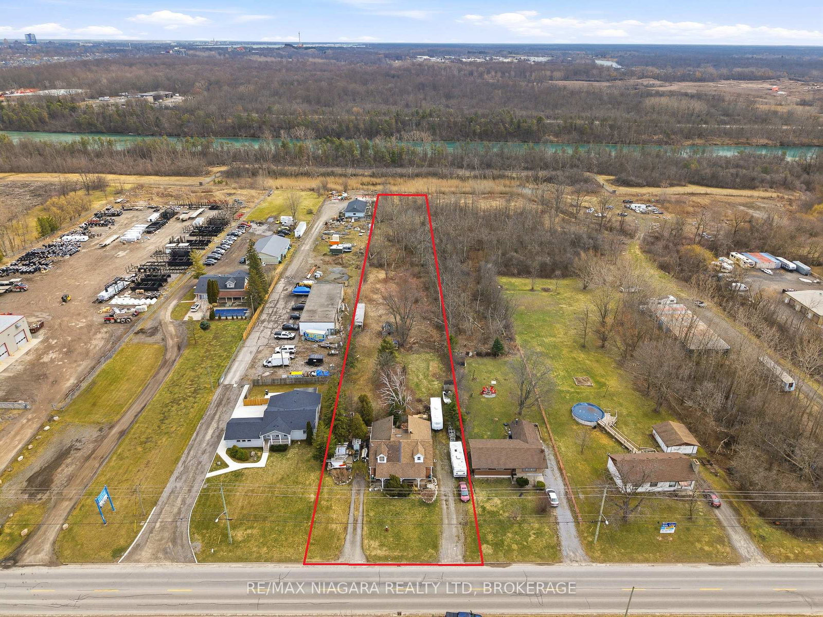 8356-oakwood-drive-niagara-falls-ontario-x12871238